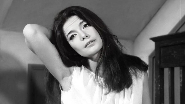 Τζένη Καρέζη