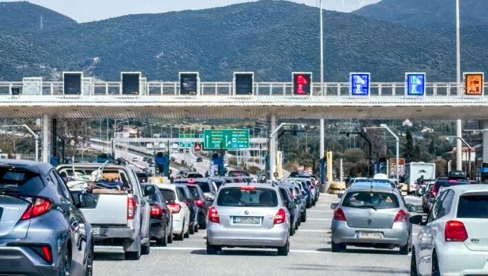 Αγίου Πνεύματος: Χωρίς σοβαρά προβλήματα η επιστροφή των εκδρομέων