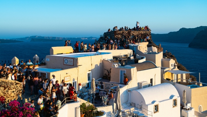 Παρέμβαση 15 βουλευτών της ΝΔ για αθέμιτες πρακτικές των online τουριστικών πρακτορείων