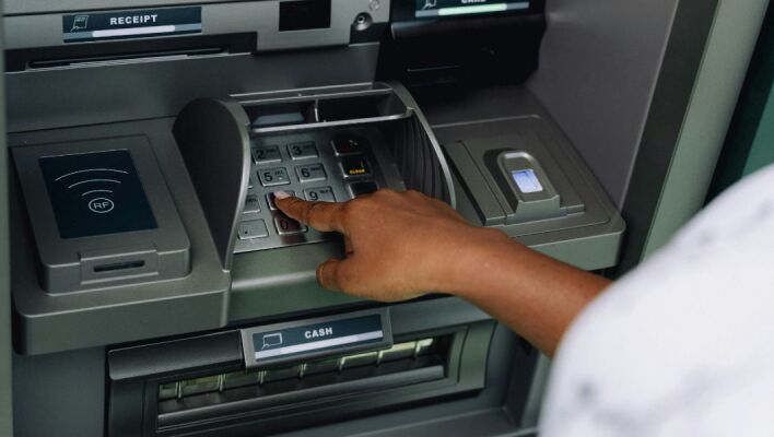 Πληρωμές από ΕΦΚΑ και ΔΥΠΑ