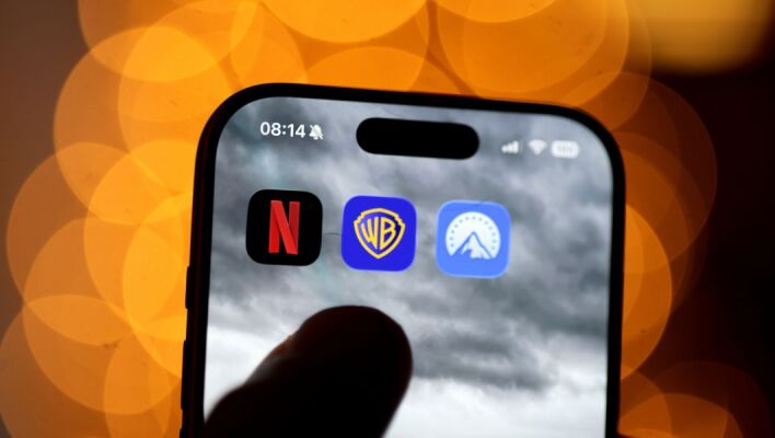 Explainer: Γιατί η Paramount προχωρά σε επιθετική προσφορά εξαγοράς της Warner Bros - Ο ανταγωνισμός με το Netflix για τον έλεγχο του ιστορικού στούντιο.