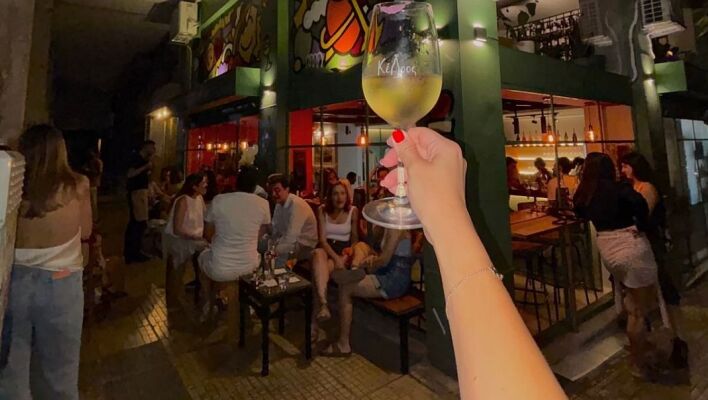 11 μπαρ με τα όλα τους στη γειτονιά της Κυψέλης