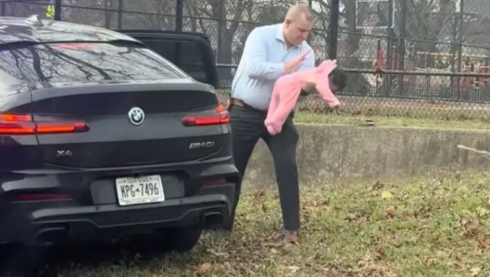 athensvoice_-_2025-12-12t182038_812