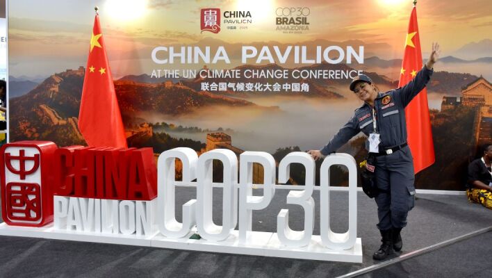 Η Κίνα παίρνει τα ηνία στην πράσινη μετάβαση