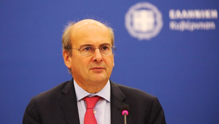 Κωστής Χατζηδάκης: Από το 2019 εφαρμόστηκαν μέτρα που μείωσαν το κενό ΦΠΑ και ενίσχυσαν την προσπάθεια κατά της φοροδιαφυγής - Σημαντικά έσοδα για το κράτος