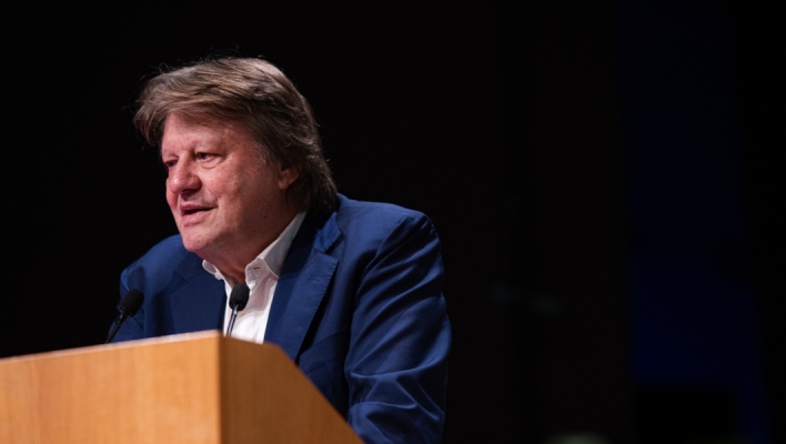 Φ. Γεωργελές στο 2ο Forum της ATHENS VOICE: Να προχωράμε, να πέφτουμε, να σηκωνόμαστε πιο δυνατοί