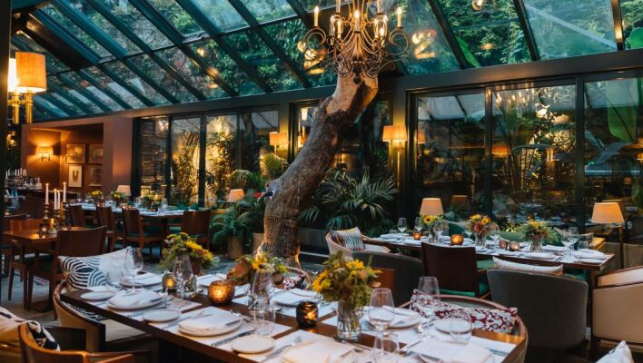 Τα πιο λαμπερά ρεβεγιόν της Αθήνας