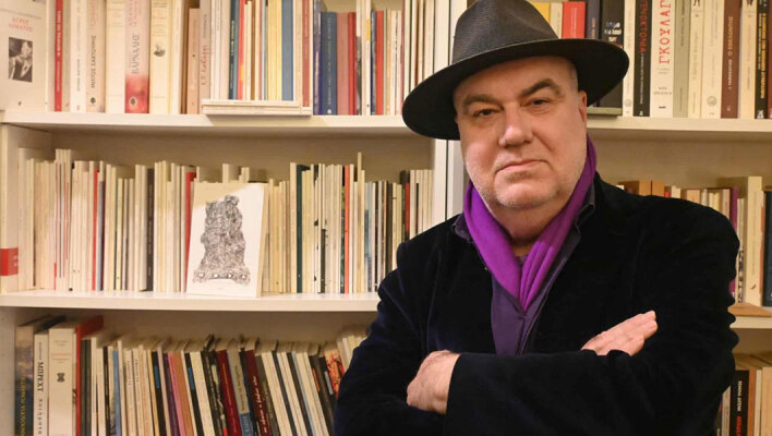 Βασίλης Χατζηϊακώβου: «Στη δεκαετία του ’80 στη Σόλωνος δεν κανονιζόταν κάτι – συνέβαινε»