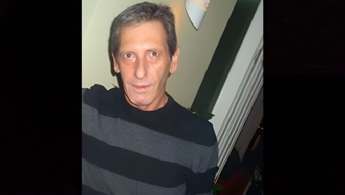 Πέθανε σήμερα σε ηλικία 67 χρόνων ο δημοσιογράφος της ΕΡΤ Ξενοφών Ζηκίδης, σύμφωνα με ανακοίνωση που εξέδωσε το Διοικητικό Συμβούλιο της ΕΣΗΕΑ.