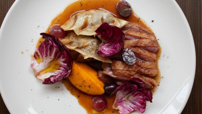 18 ολοκαίνουργια εστιατόρια για να βγαίνουμε τη νέα χρονιά