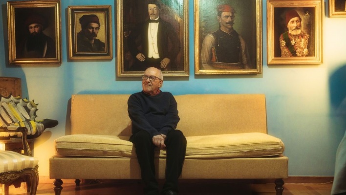 Γιώργος Παπαστεφάνου: Ο σπουδαίος ραδιοφωνικός παραγωγός και παρουσιαστής μιλάει στην Athens Voice