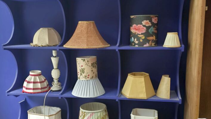 Πού θα βρεις την πιο καλή μαστόρισσα για να φτιάξεις το δικό σου αμπαζούρ;