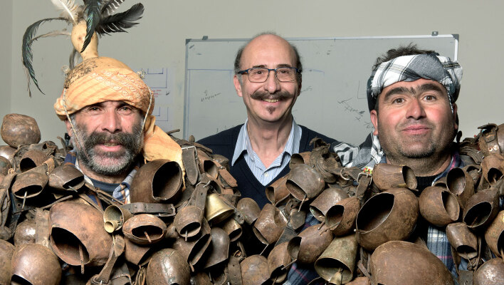 Λεσβιακές Απόκριες: Οι Κουδουνάτοι και τα παγανιστικά έθιμά τους