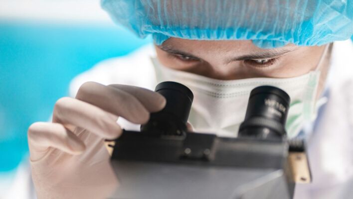 Ερευνητές του Στάνφορντ δημιούργησαν ρινικό σπρέι που προστατεύει από ιούς, βακτήρια και αλλεργιογόνα - Το «καθολικό» εμβόλιο ίσως είναι διαθέσιμο σε 5-7 έτη.