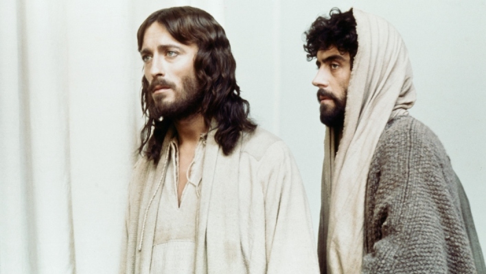 Ρόμπερτ Πάουελ και Ίαν ΜακΣέιν είχαν τα δικά τους αστεία κατά τη διάρκεια των γυρισμάτων - για ν' αντέξουν 