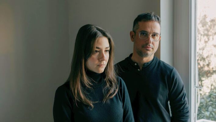 Lumiere & Χριστίνα Σαμαρά: Συνέντευξη για τη συνεργασία τους και το μουσικό άλμπουμ «Ο χρόνος μακριά σου»