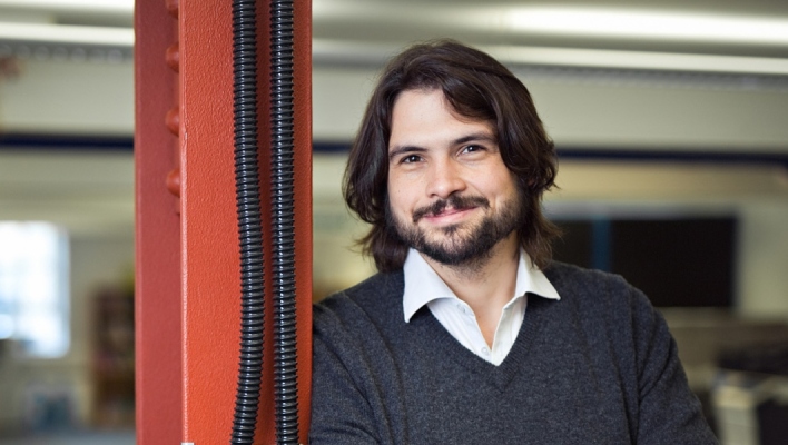 Ο Henry Shevlin στη DeepMind