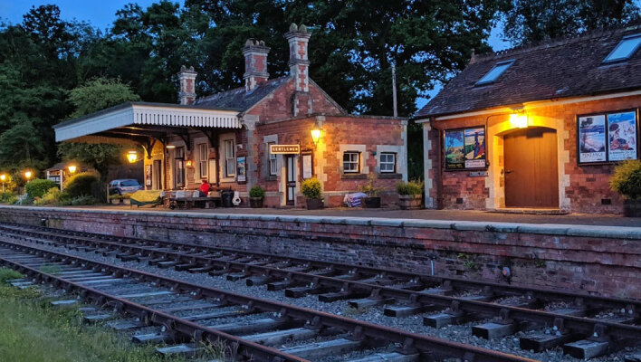 Σταθμός Ρόουντεν Μιλ