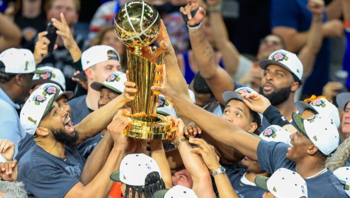 NBA: Οι Νικς πρωταθλητές μετά από 53 χρόνια - Ο Μπράνσον υπέγραψε τον θρίαμβο απέναντι στους Σπερς