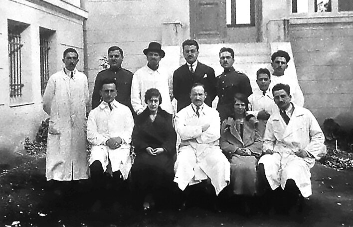 1923, Η πρώτη φωτογραφία του προσωπικού του Ελληνικού Ινστιτούτου Παστέρ
