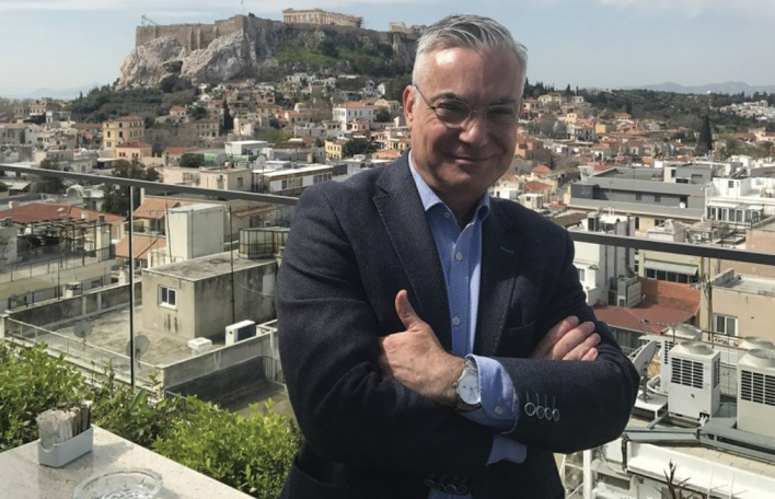 Νίκος Βατόπουλος