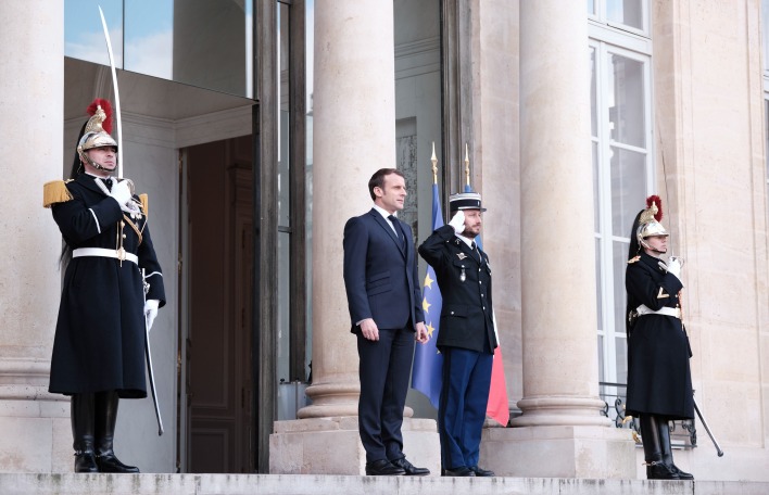 Εμμανουέλ Μακρόν - Δηλώσεις Αποικιοκρατία 