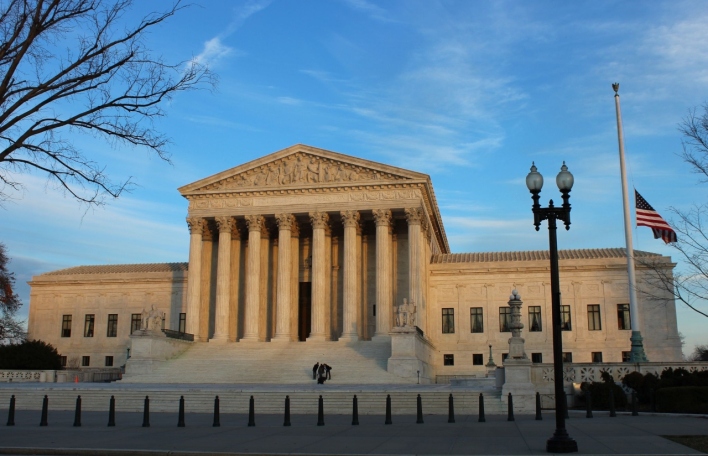 Tο Ανώτατο Δικαστήριο των ΗΠΑ ©  Ρωμανός Γεροδήμος
