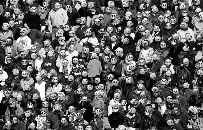 Εικονογράφηση πλήθους με emoticons