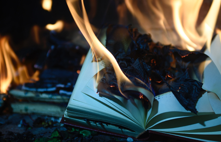 Βιβλίο που καίγεται