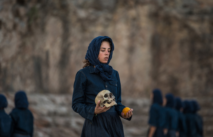 Το «Ma» του Ρομέο Καστελούτσι στον αρχαιολογικό χώρο Ελευσίνας