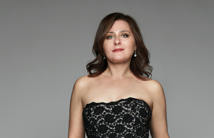 Η Σβετλάνα Σοζντάτελεβα μιλάει για την όπερα «Λαίδη Μάκβεθ του Μτσενσκ» στην Ε.Λ.Σ.