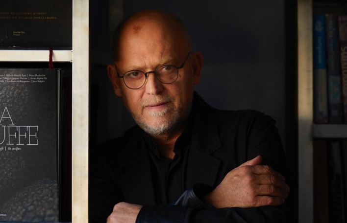 Στέλιος Παρλιάρος