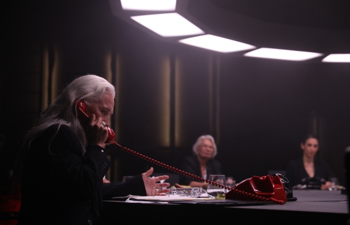 Yael Bartana, "Two Minutes to Midnight" [ Δυο λεπτά πριν τα μεσάνυχτα ] , 2021