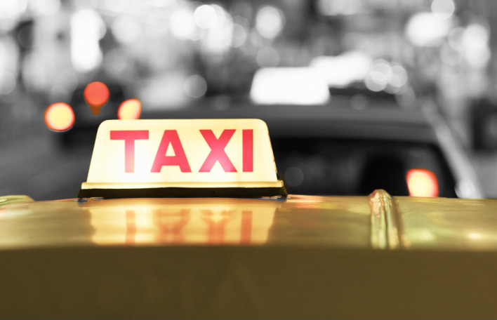 Καλοκαιρινές ιστορίες σε ταξί