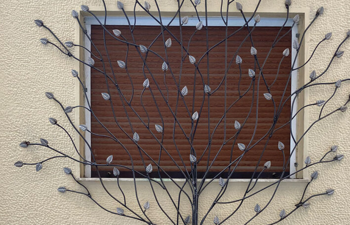 Φτιάξε μου τη μέρα: Το δέντρο της αγάπης σε ένα ισόγειο στην Κυψέλη