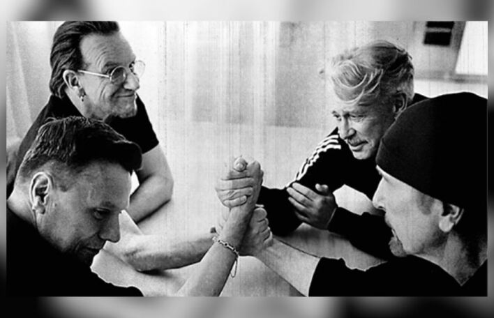 U2: Νέο EP με αναφορές στην εισβολή στην Ουκρανία 