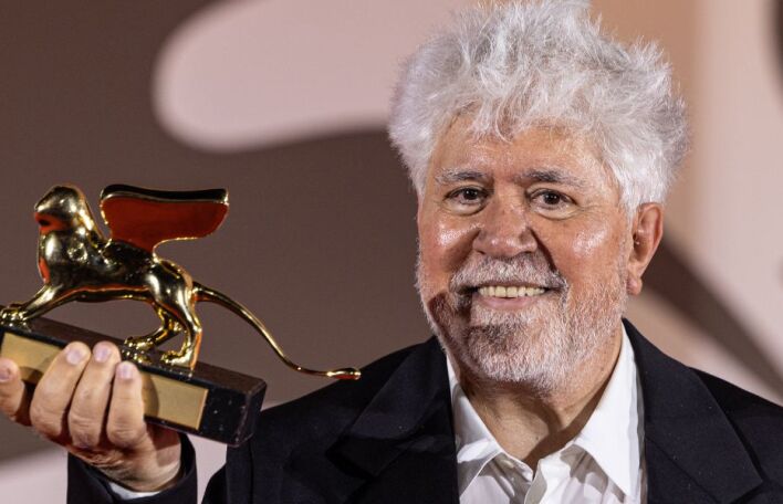 Πανκ Αλμοδόβαρ: Επτά σπάνιες ταινίες από την πρώιμη περίοδο του Ισπανού σκηνοθέτη έρχονται στο Cinobo