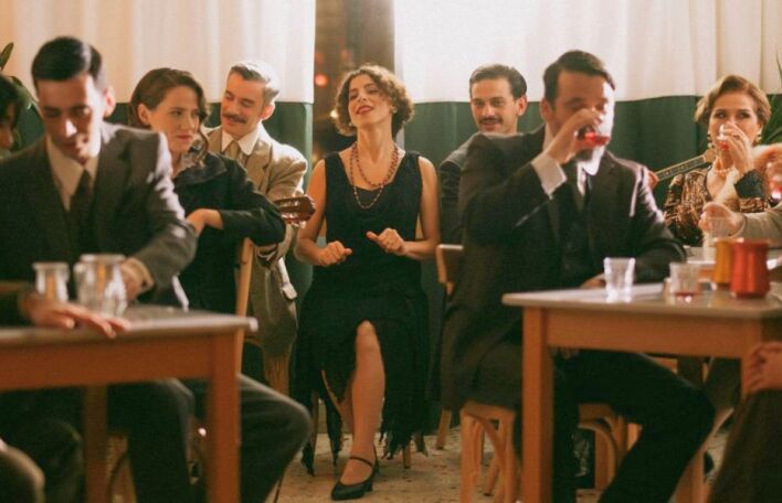 «Astoria» στο Παλλάς: Μια ιστορία έρωτα, επιβίωσης και σκληρής ξενιτιάς