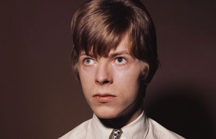 «David Bowie: The Shel Talmy Recordings»: Ακυκλοφόρητες ηχογραφήσεις του Ντέιβιντ Μπόουι από το 1965 με τον Τζίμι Πέιτζ στην κιθάρα κυκλοφορούν τον Σεπτέμβριο 