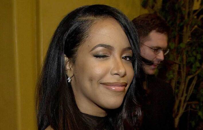 Η τραγουδίστρια Aaliyah