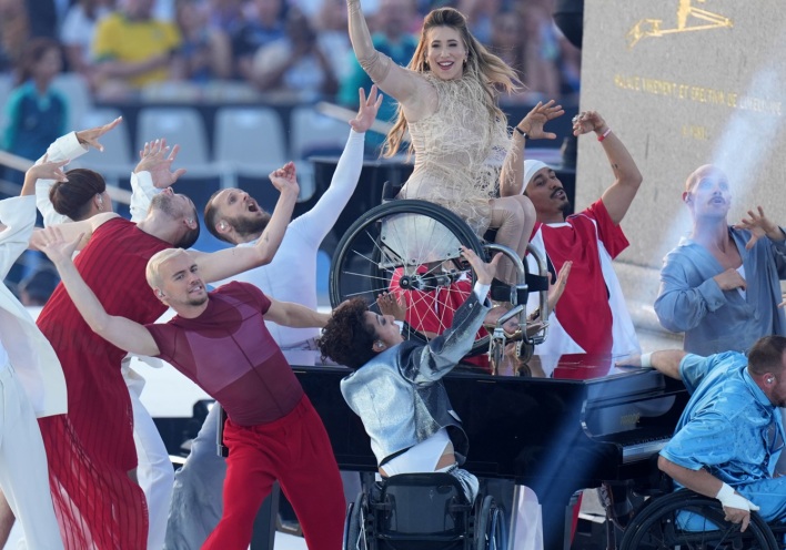 Κλικ γεμάτα χρώματα και χαμόγελα στην Τελετή Έναρξης των Παραολυμπιακών Αγώνων 2024  