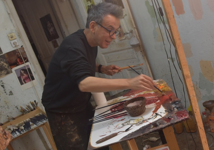 Λιλή Τσίγκου: στο ατελιέ 11 καταξιωμένων καλλιτεχνών