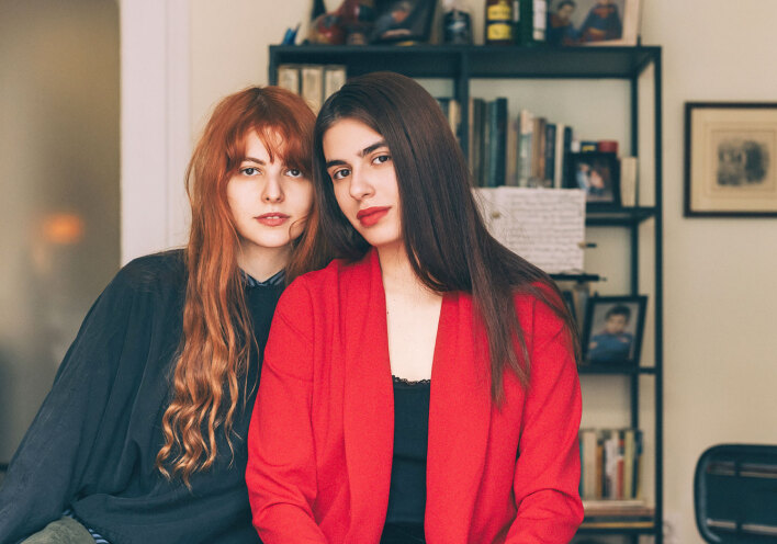 Η Νεφέλη και η Νίκη Μπραβάκη