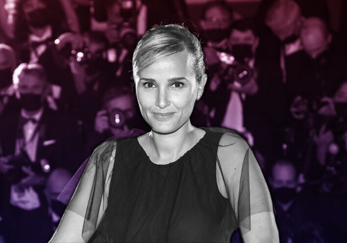 Ζουλιά Ντικουρνό