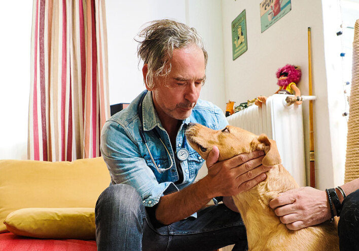 Ο κτηνίατρος Αντώνης Δεμαρτίνος