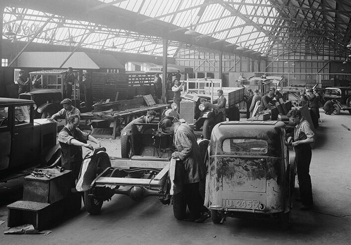 Εργοστάσιο αυτοκινήτων. 