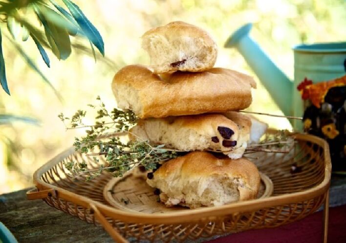 Συνταγή για ελιόψωμο