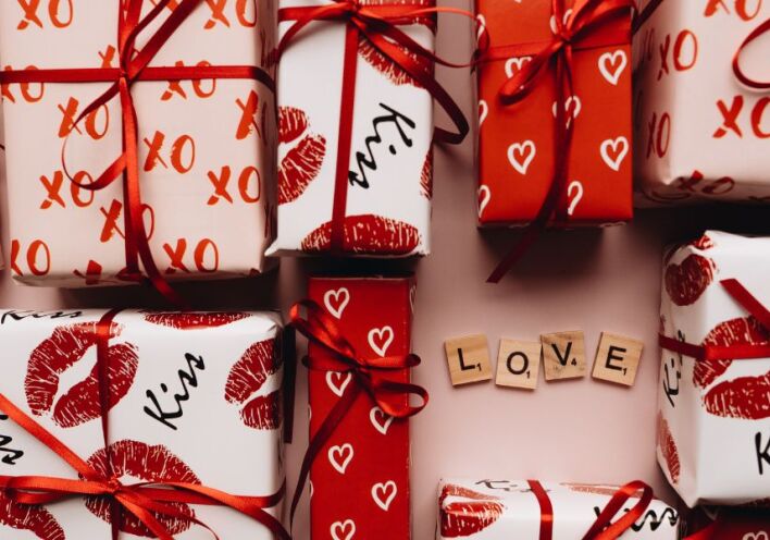 Άγιος Βαλεντίνος: Πώς γιορτάζεται στον υπόλοιπο κόσμο