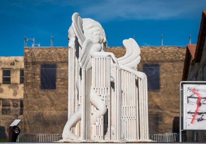 "A rave down below" στο Παλαιό Ελαιουργείο στην Ελευσίνα