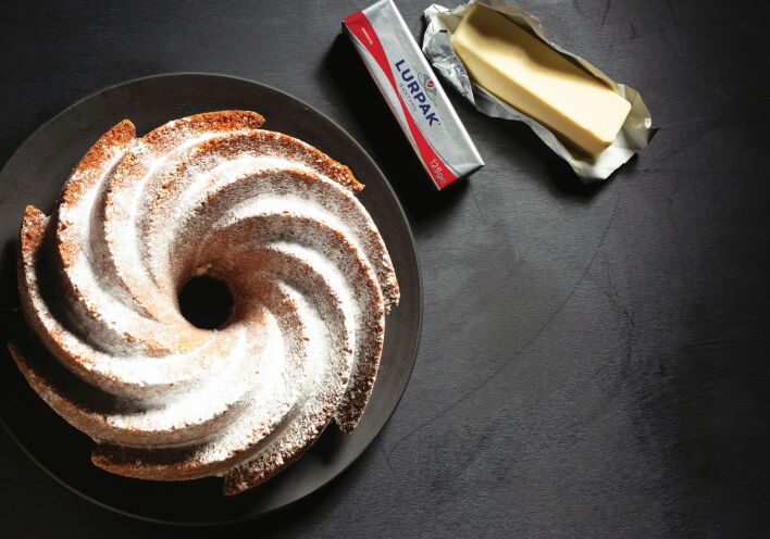 Συνταγή για κέικ εσπεριδοειδών από τον Στέλιο Παρλιάρο